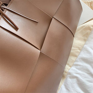 Bolsa Média Alça Naomi